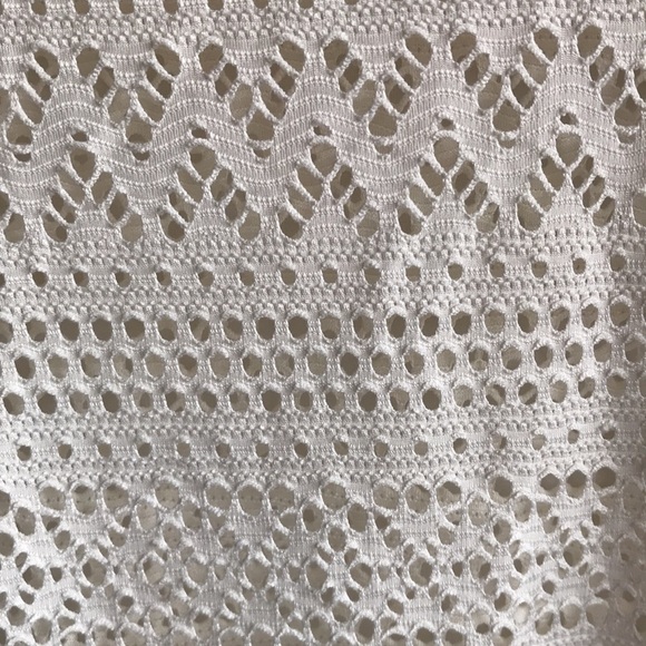 Annabelle short sleeve airy cream top, size L - Picture 2 of 8